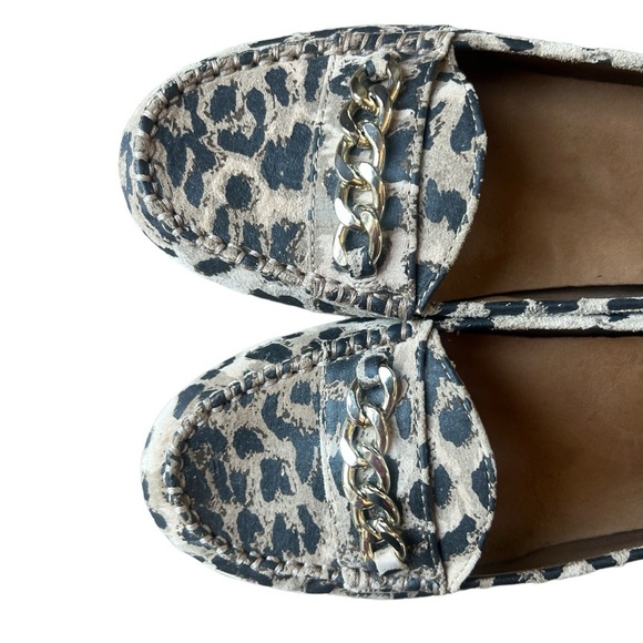 Vionic Women’s Mesa Animal Print Gold Chain Detail Slip On Loafers, 8 Wide - Picture 7 of 9